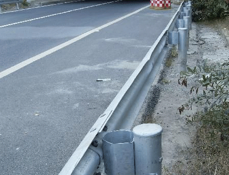 高速公路波形护栏